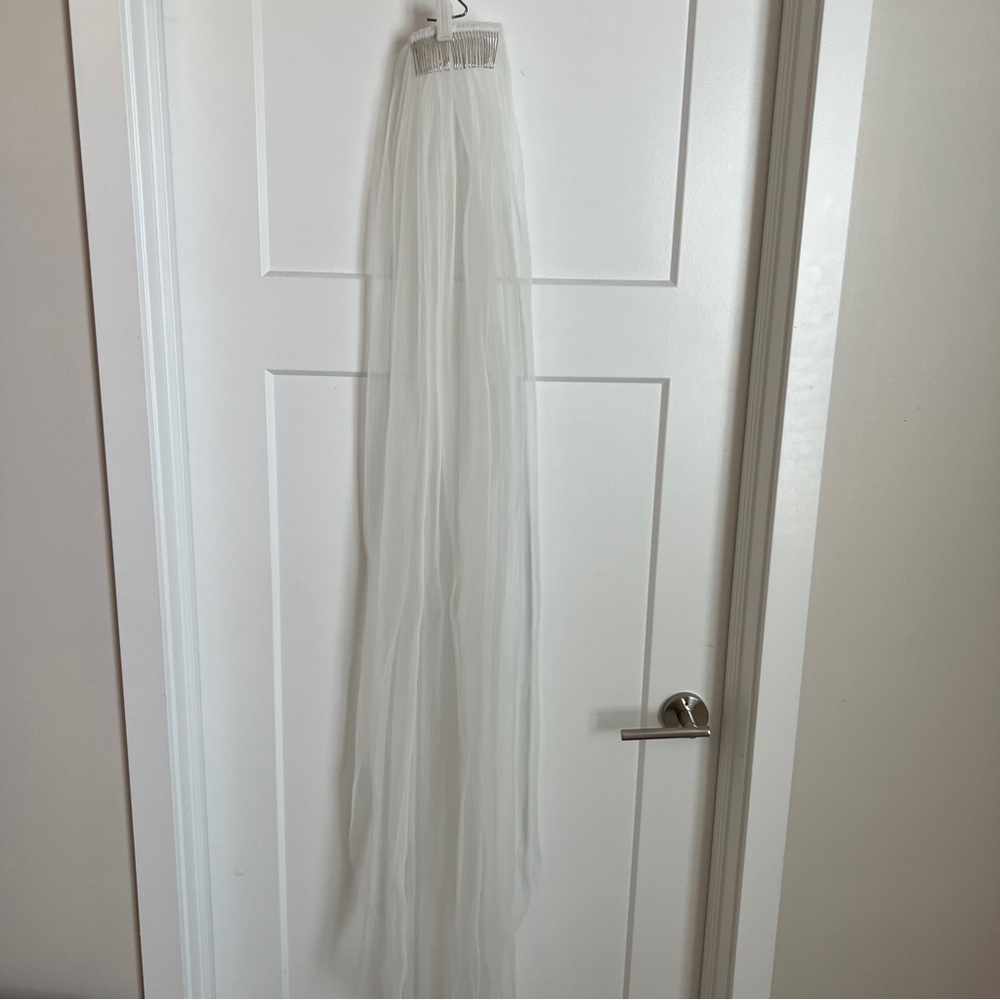 Bridal veil ribbed ivory
